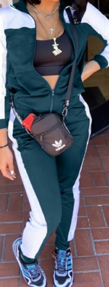 Women clothes - Picture 1 of 1